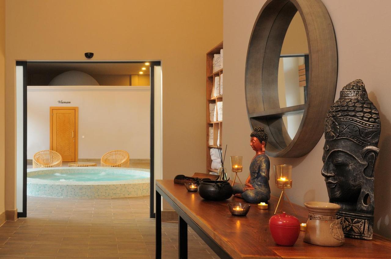 Le Ciel Hotels & Wellness Club Çeşme Exteriör bild